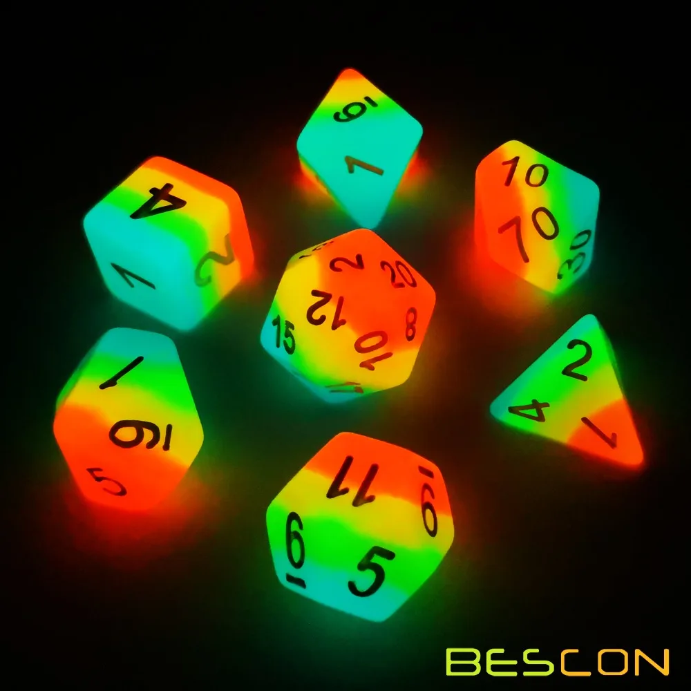 Фото Bescon фэнтезийные радужные светящиеся многогранные кости 7 шт. в комплекте полуночные конфеты, светящиеся в темноте блестящие кости, Новинка ... №3