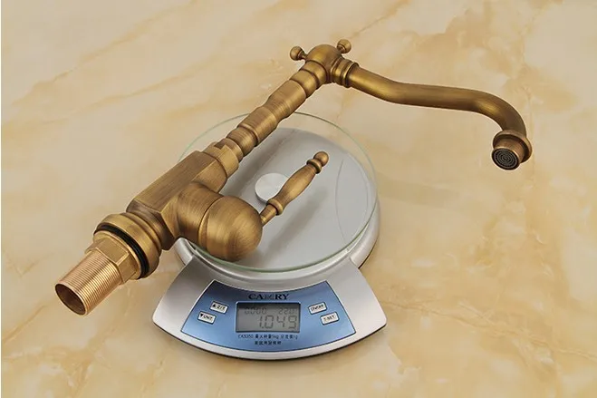 Бесплатная доставка Новый продукт античный кухонный смеситель кран с твердой