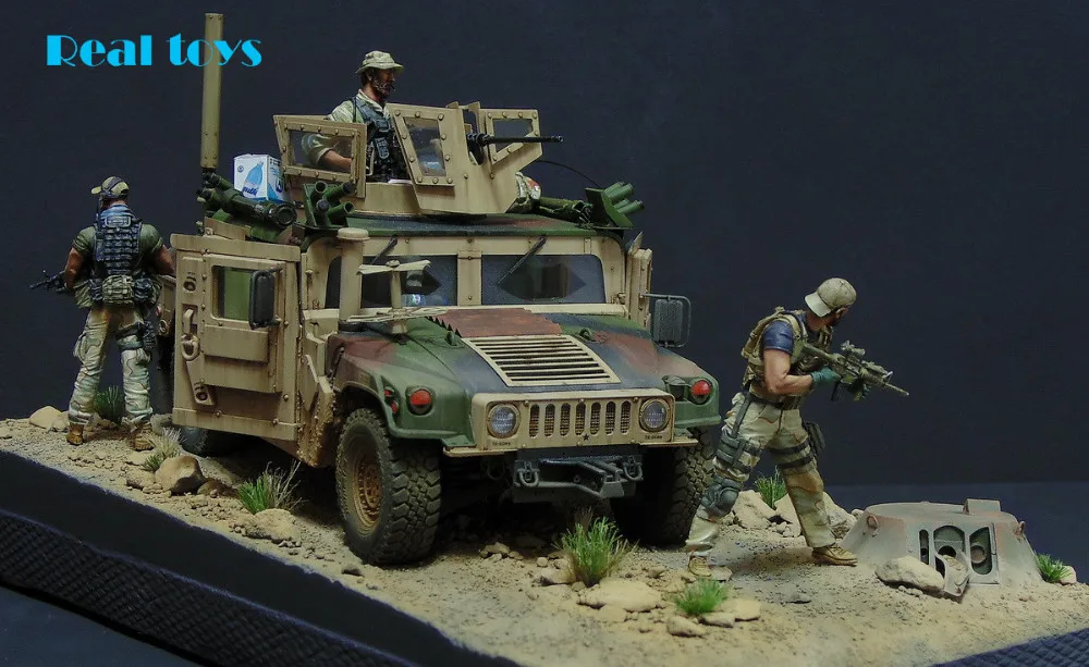 Модель Бронко CB35092 1/35 Hummer M1114 бронированный HA(тяжелый) Тактический автомобиль