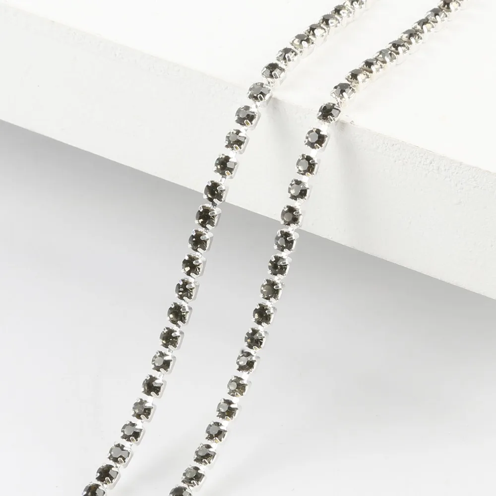Hot Sale 2/2.5/2.8/3mm High Density Flatback Light Grey Rhinestone Chain For Decor Craft Sewing Clothes Accessories | Дом и сад