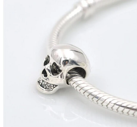 Шарм 2017 бусина серебряного цвета подвеска в виде черепа проложить cz berloque