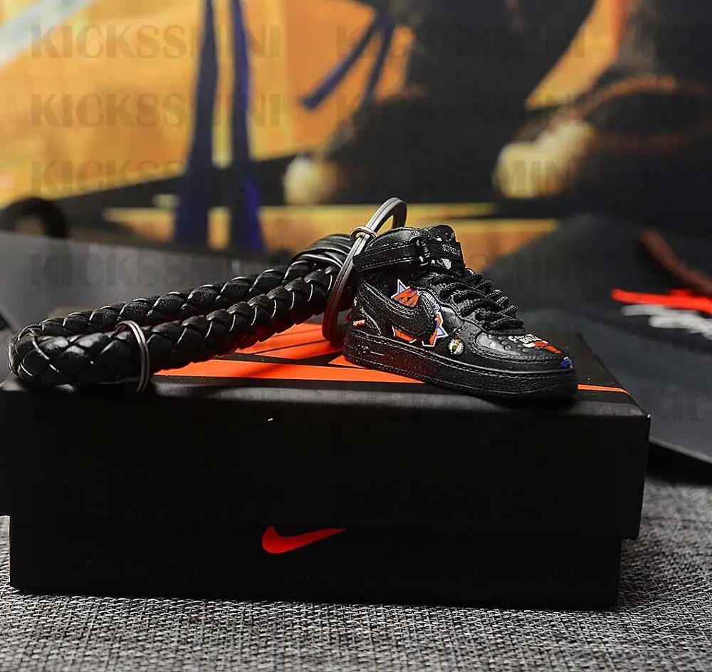 sk011-12 a shoe DIY Jordan Ретро OG "black Air Force 1 Mid" 3D модель кроссовок Брелок сумка коробка кулон пара Кукла аксессуар - Цвет: sk011-12 a shoe