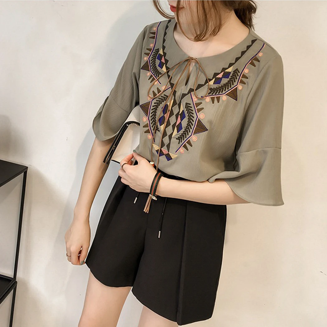 Винтажная народная блузка с вышивкой женская шифоновая рубашка расклешенным