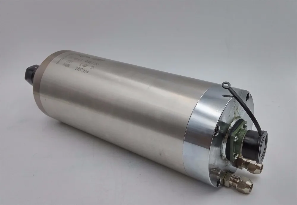 Электродвигатель шпинделя с водяным охлаждением 4.5KW ER20 380V 10A 400Hz фрезерный