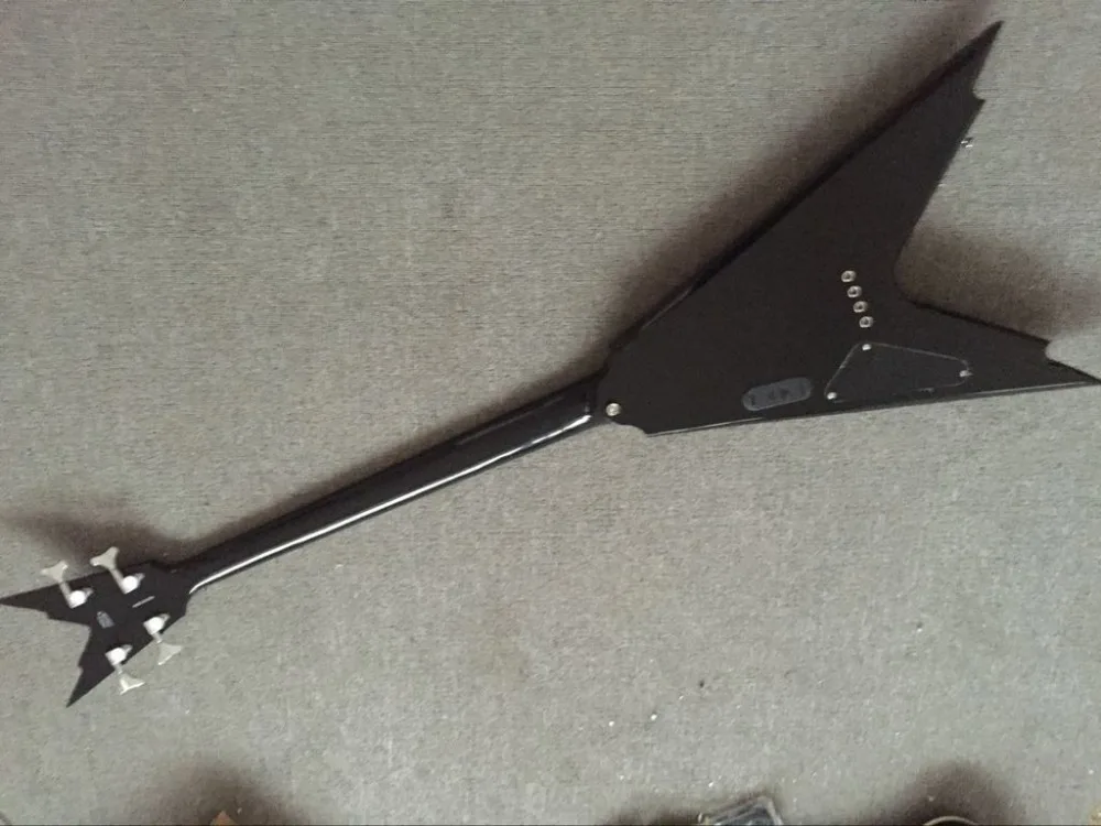Пользовательские закат отделка 4 струны fretless Дин бас v Форма модель Дин электрическая бас гитара с пассивными звукоснимателями