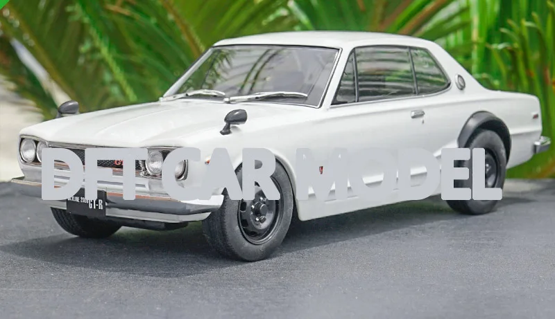 Белый 1:18 Масштаб игрушечный автомобиль из сплава ttipple 9 SKYLINE GTR KPGC10 GT-R модель спортивного автомобиля детская игрушечная машинка авторизованный - Цвет: Белый