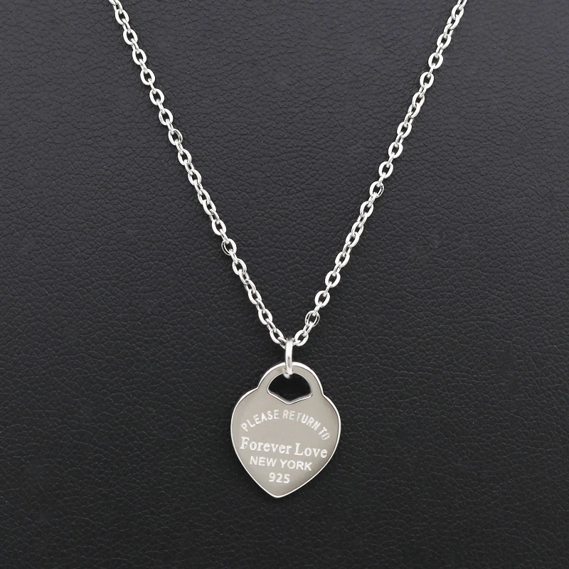 

Fashion Luxury Famous Brand Love Necklace Women paragraph clavicle Necklace Gold Peach Heart Pendant Necklace Fine Jewelry
