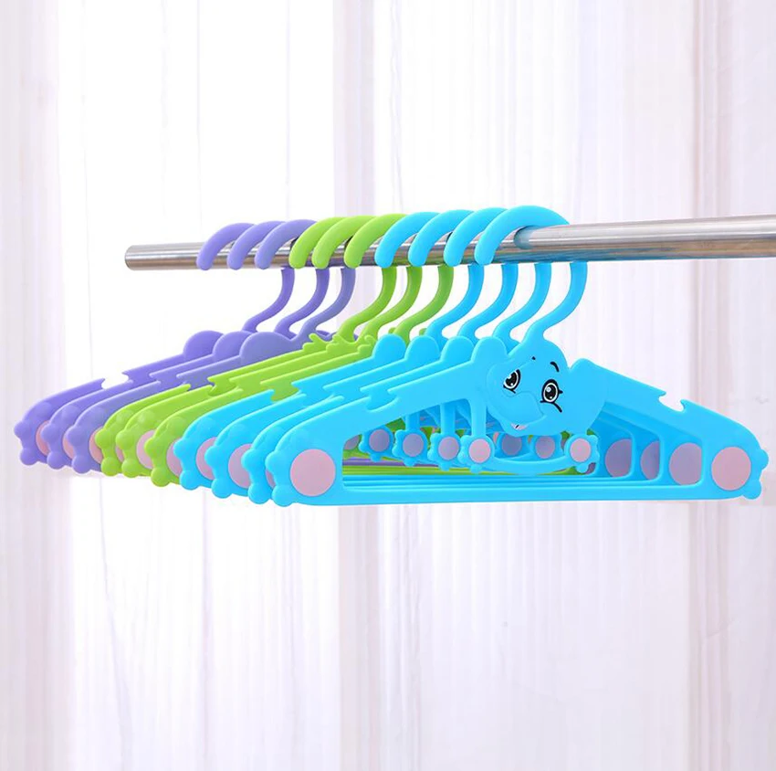 Цветные Милые подвесные вешалки с мультяшными животными для маленьких детей
