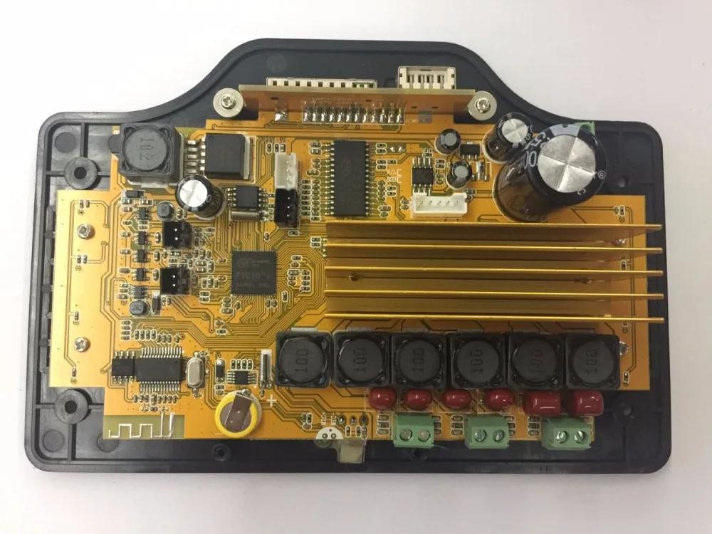

12V-24V with 50W*2+100W high and low sound adjustment, Bluetooth MP4/MP5 audio and video decoder board