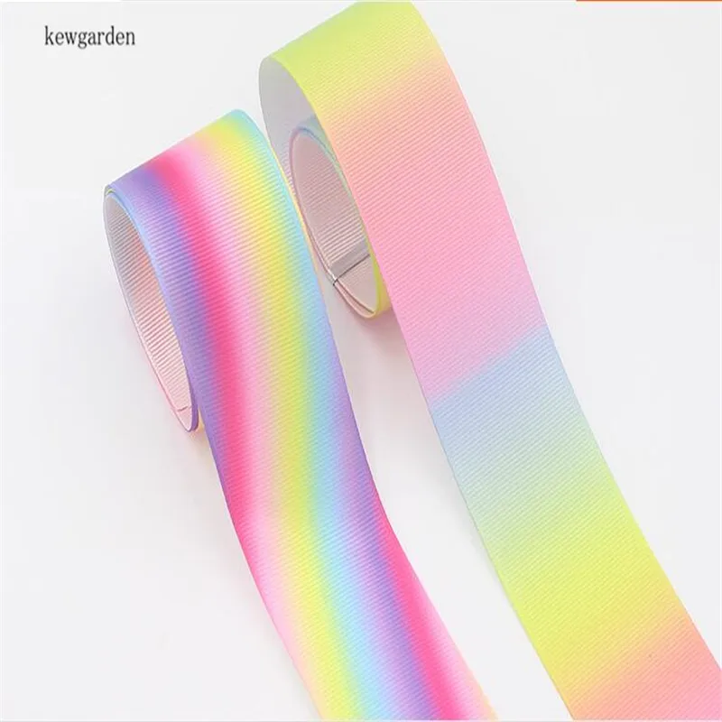 Kewgarden 38 / 25 мм 1-1/2 &quot/ 1&quot Цветные радужные корсажные ленты рандомный бант