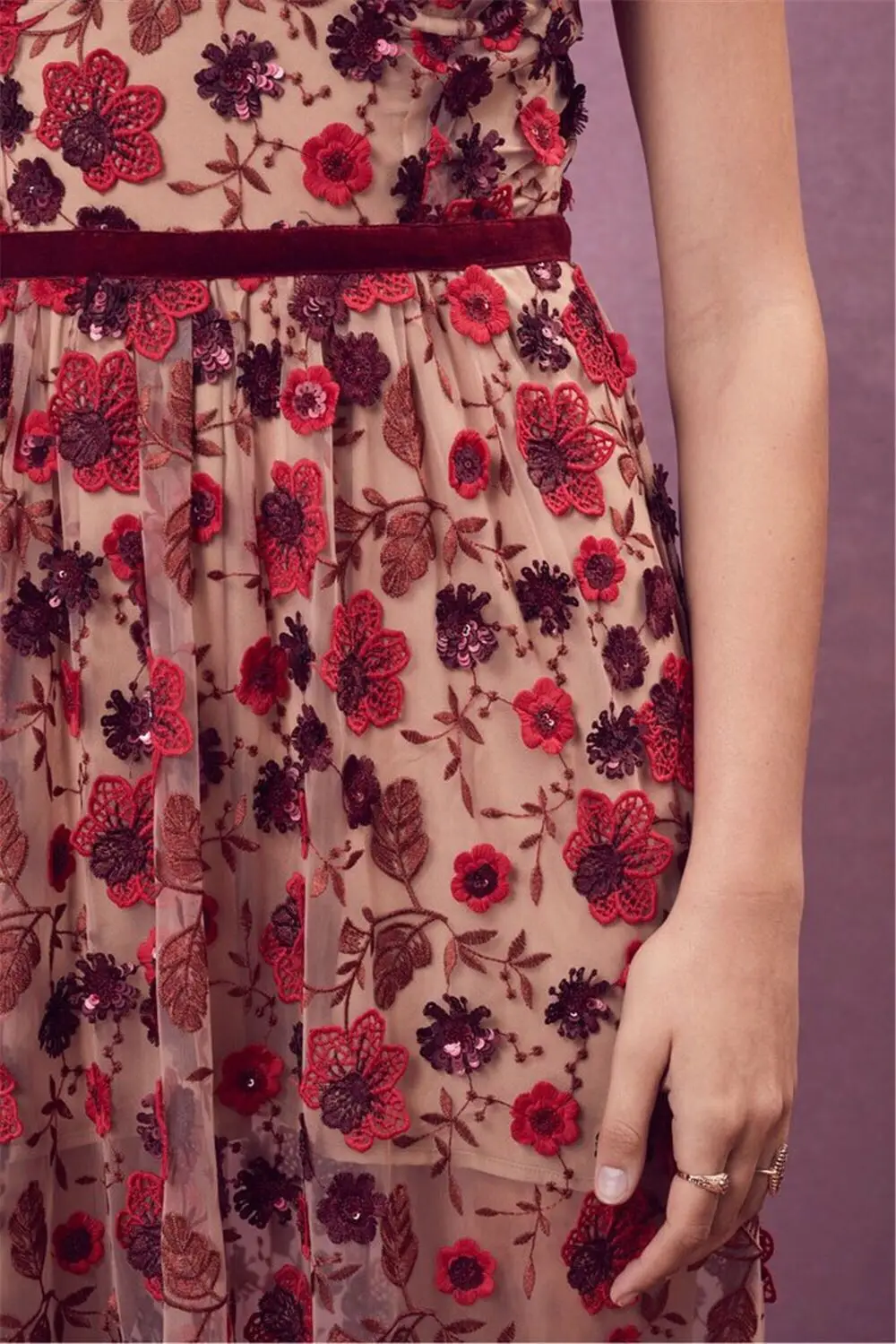 Подиум женские вечерние длинные платья 2018 Лето Спагетти ремень Цветочная