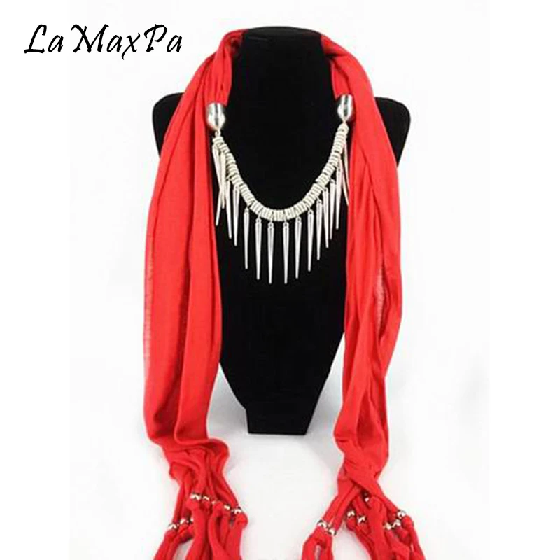

LaMaxPa New Fashion Scarf Women Jewelry Charm Scarf Tassel Punk Style Femme Elegant Echarpe Mujer Colgante Bufanda Vrouwen Sjaal