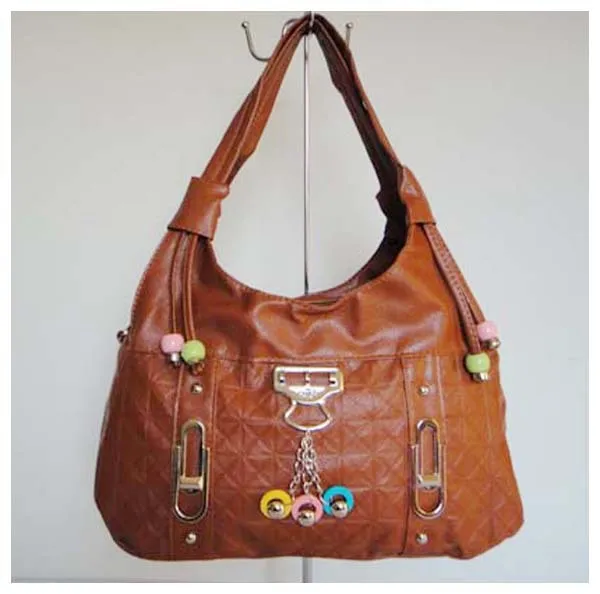 Дизайнер мешок Материал : полиуретан + орнамент Размер 35 x 22 см 3 различных цветов (