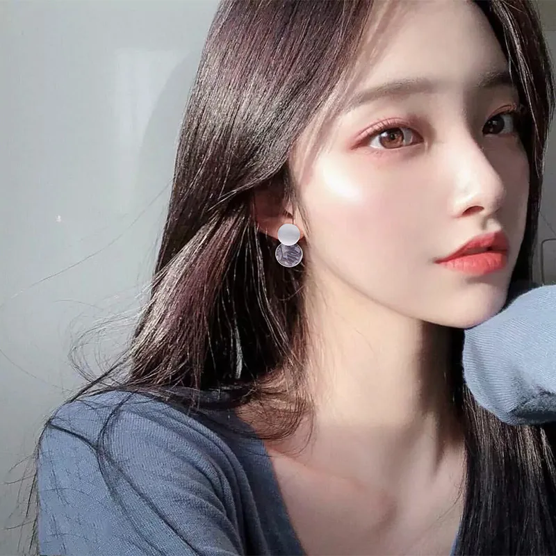 Новые серьги гладкие минималистичные круглые матовые геометрические для женщин