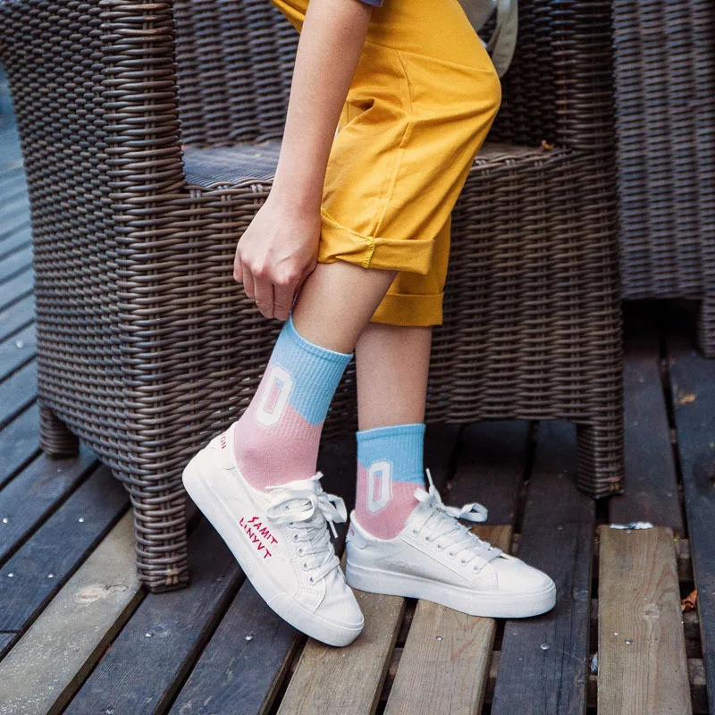 Moda Socmark летние носки Для женщин, хлопковые, в стиле пэчворк, милые носки для девочек плотное пальто с надписью носки Harajuku женские плотное белое пуховое теплое блестящие буквы