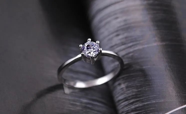 Акция модные блестящие женские обручальные кольца с цирконием и серебряным