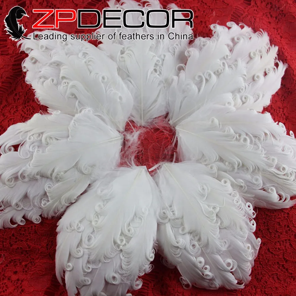 

ZPDECOR перо 50 компл./лот белый вьющиеся гусиное перо Nagorie Pad шлейф Аппликации, отделка для мохнатое пальто девочек и повязка на голову