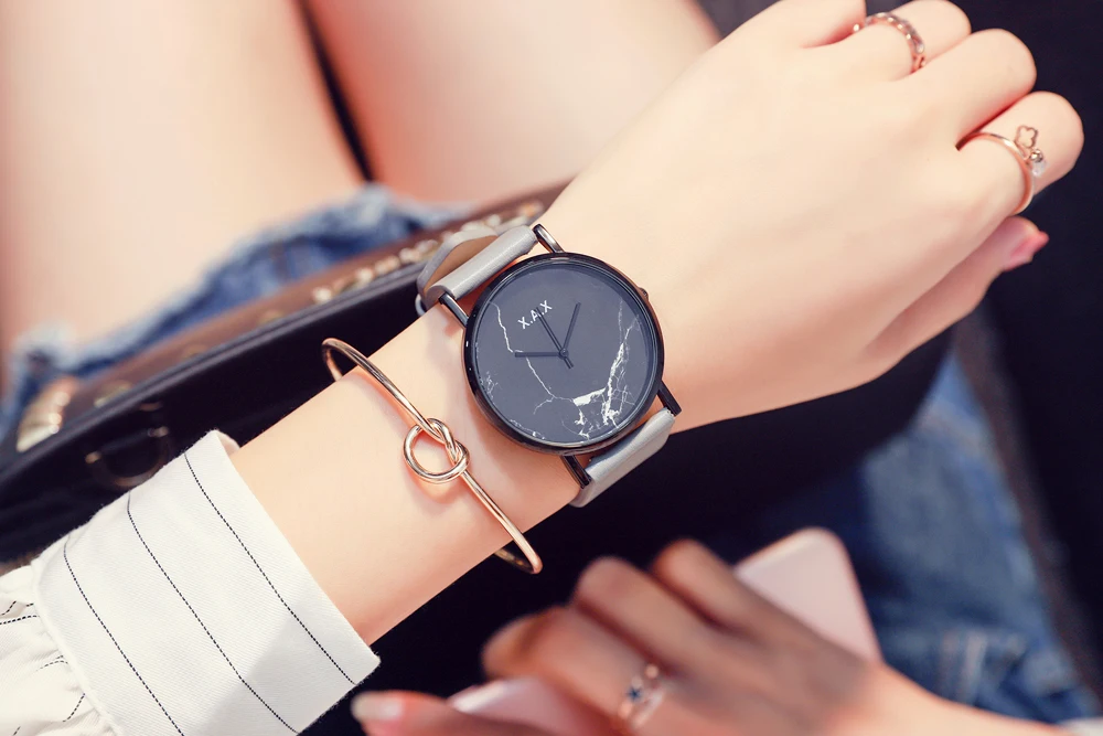 

Fashion Women Marble Watch Black Face Grey Leather Band. Gift Wrist Watch Hours