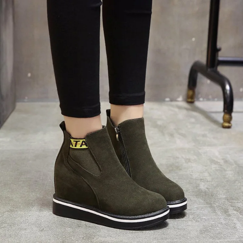 Осенне-зимняя обувь Новые однотонные женские Дикий в High-End с короткими рукавами