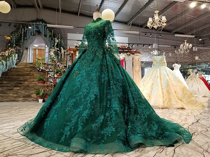 Emerald Green Crystal Sequins Evening Dresses 2017 Modest Illusion Long Sleeve Arabic Dubai Prom Dress Formal Gown