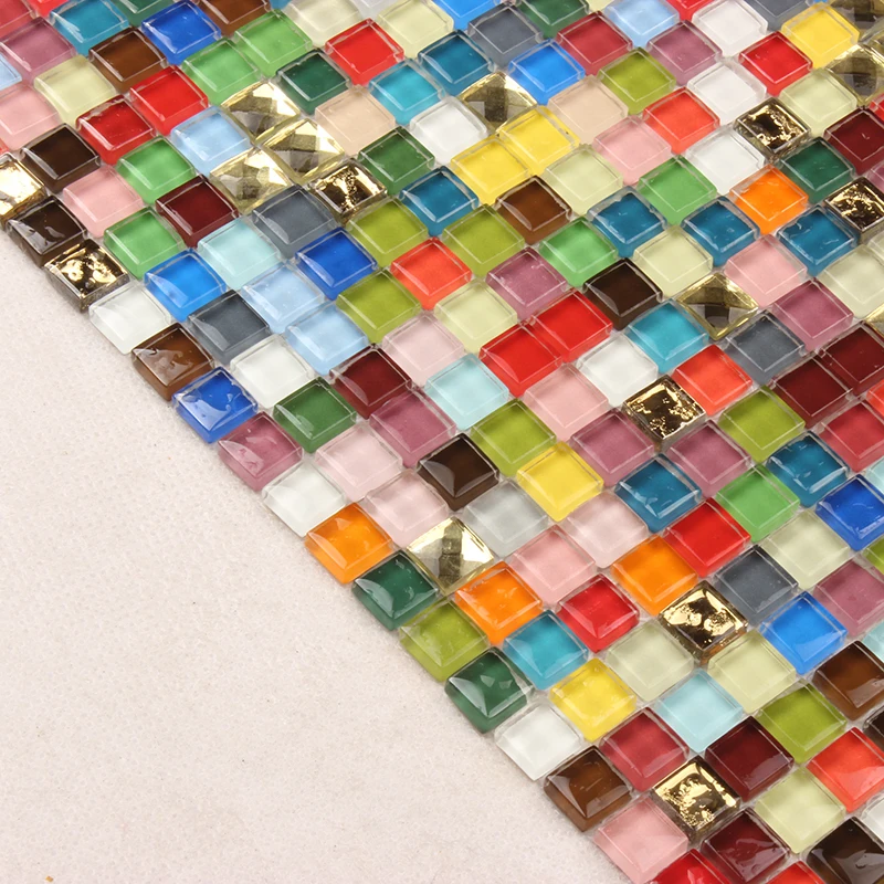 Мозаика из хрустального поплавкового стекла радужного цвета сделай сам для