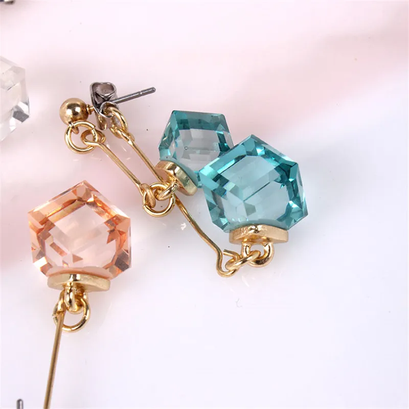 Бесплатная доставка модных дамских украшений Новые трехмерные геометрические квадратные подвески искусственного имитационного кристалла для девочек серьги.