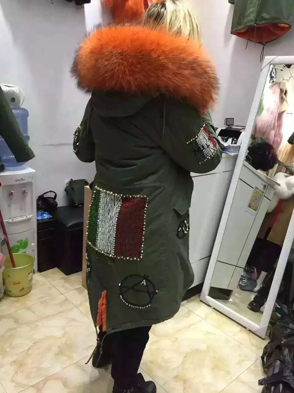 Итальянский бренд оранжевая подкладка из натурального искусственного меха