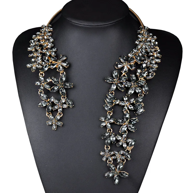 Trendy Jewelry Crystal Glass Flowers open Choker Necklace Statement torques Necklace for Women