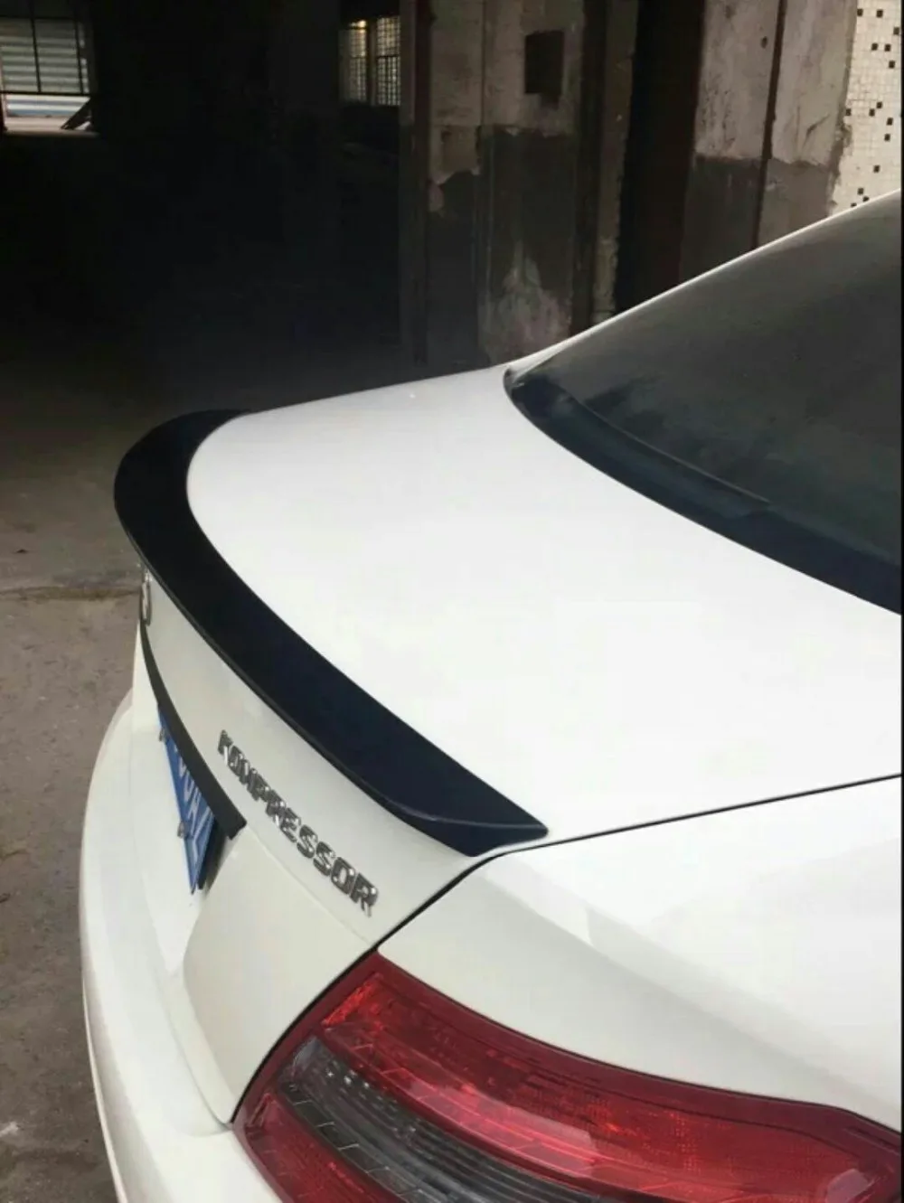 Высококачественный спойлер для BENZ W204 C180 C200 C260 C280 C300 C74 2008 до 2013 задний багажник крыло задний спойлер праймер или DIY Цвет