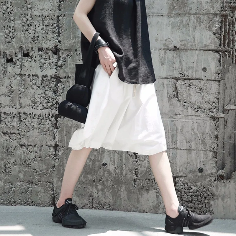 TWOTWINSTYLE Lantern Trousers Female Lace Up Pocket Oversize Knee Length Women Summer Japanese Casual 2018 Clothing | Женская одежда