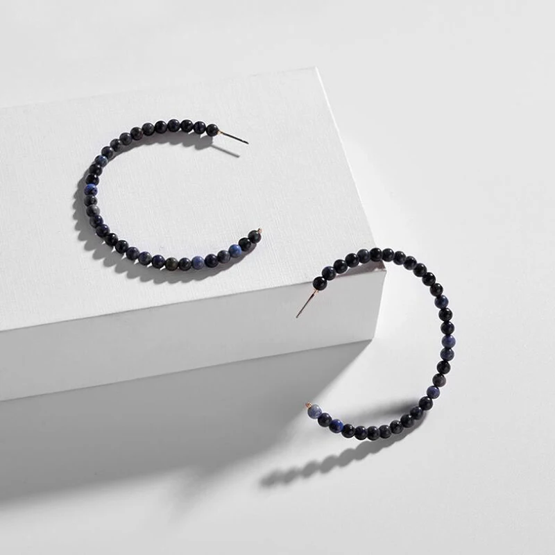 Серьги-гвоздики женские Amaiyllis с каменными бусинами