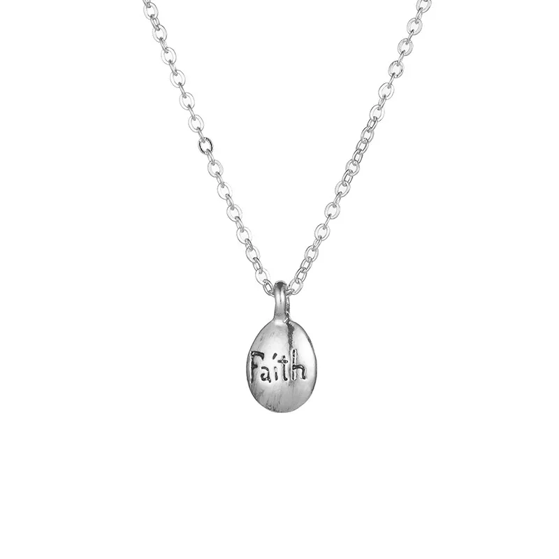 Цепочка с подвеской буквами из сплава золотистого цвета | Украшения и аксессуары