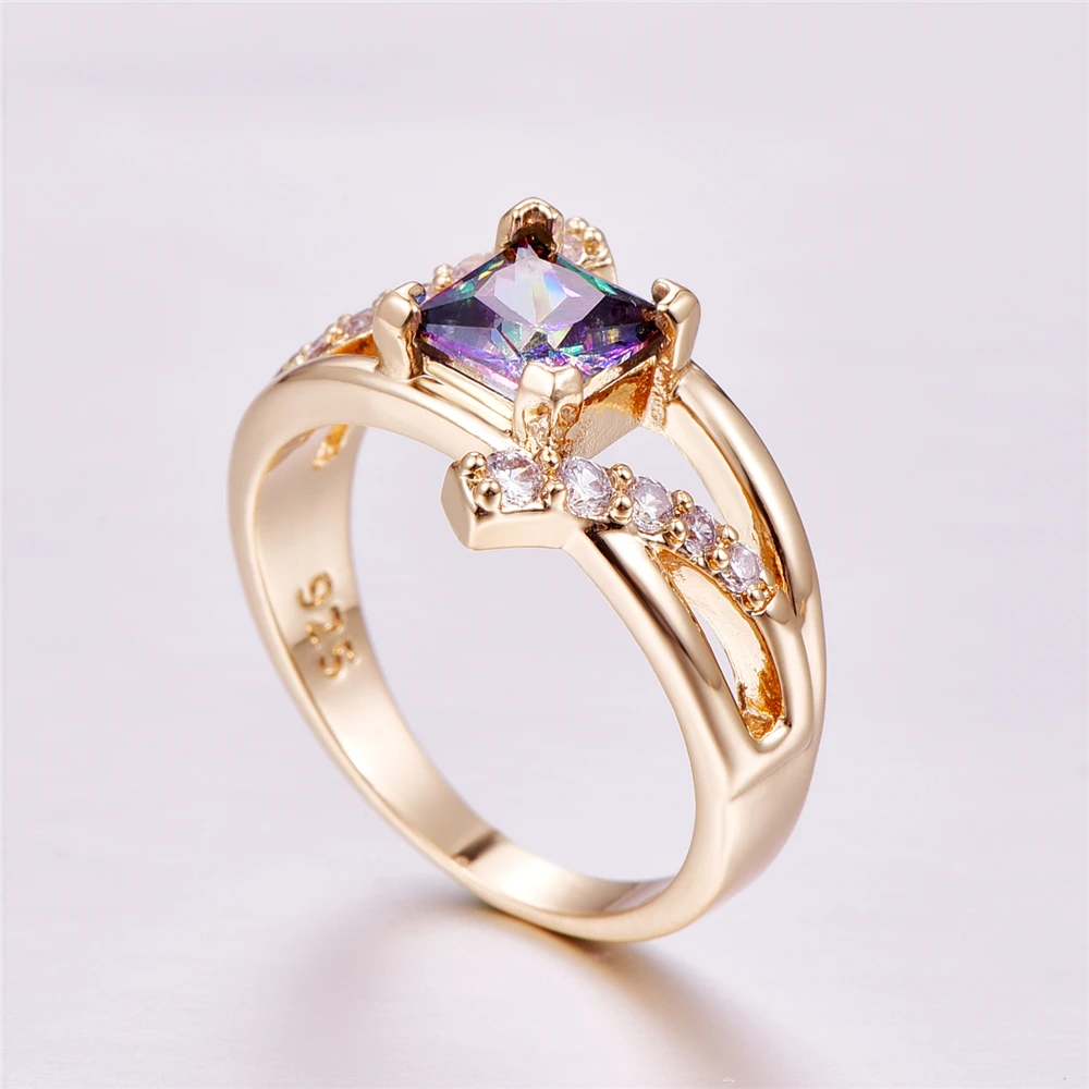 Женское кольцо из серебра 925 пробы с фианитом|Кольца| |