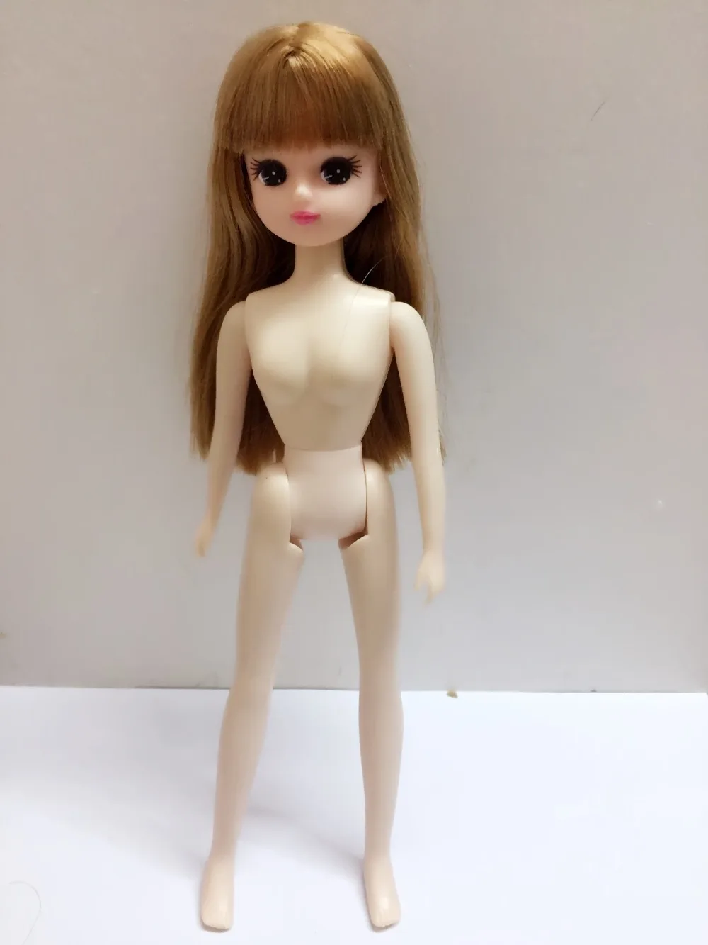1/6 Licca голова с телом 25 см для продажи