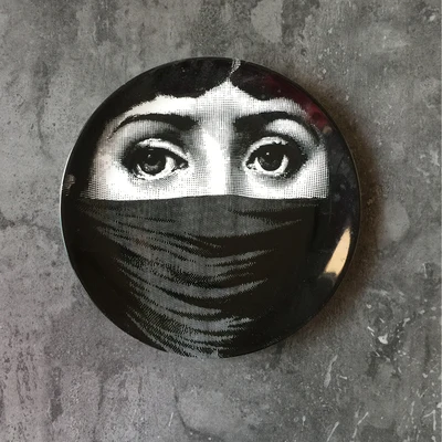 M 8 дюймов Милан rosenthal Piero fornasetti тарелки чистого черного цвета и белой иллюстрации Топ Мода висят блюда по производству образцов/дома/отеля настенный Декор - Цвет: M