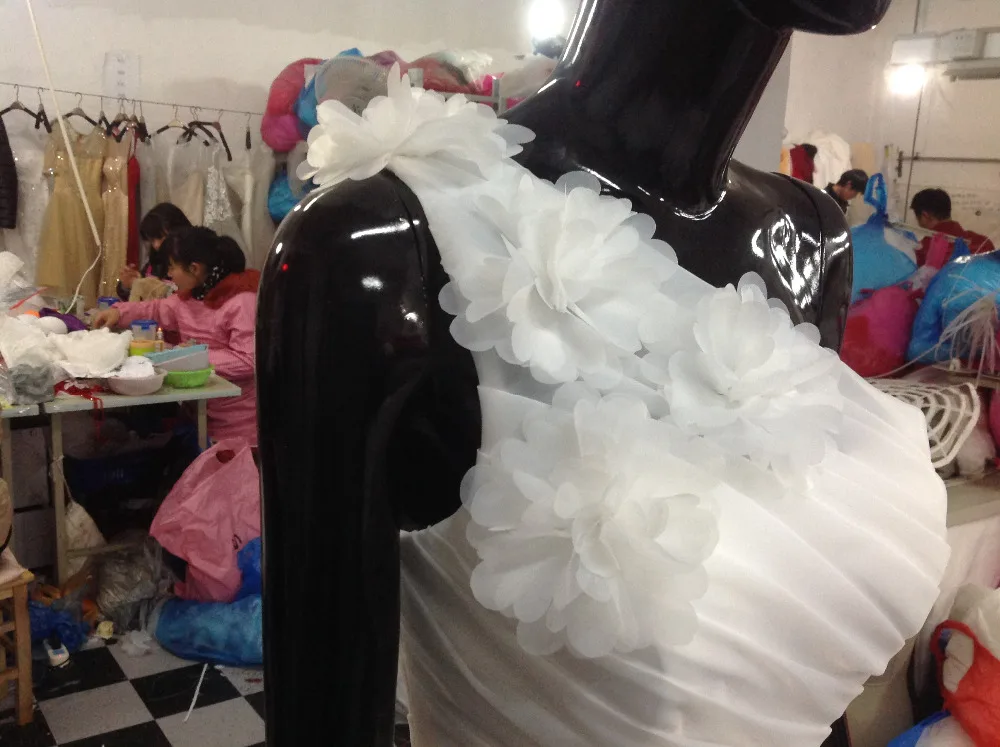 Новые Элегантные торжественные платья 2017 Pleat лиф плюс размер оболочка свадебное