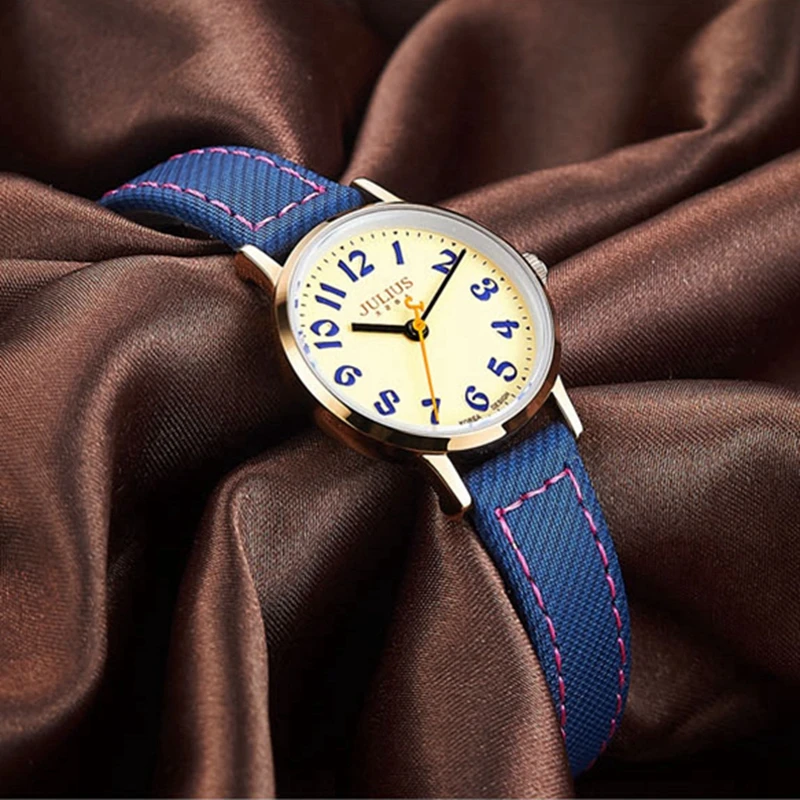 

Women Quartz waterproof Round Watch Girls Lovely Student Analog Watches Young Woman Fashion Simple Wristwatch Ladies Clock Gifts