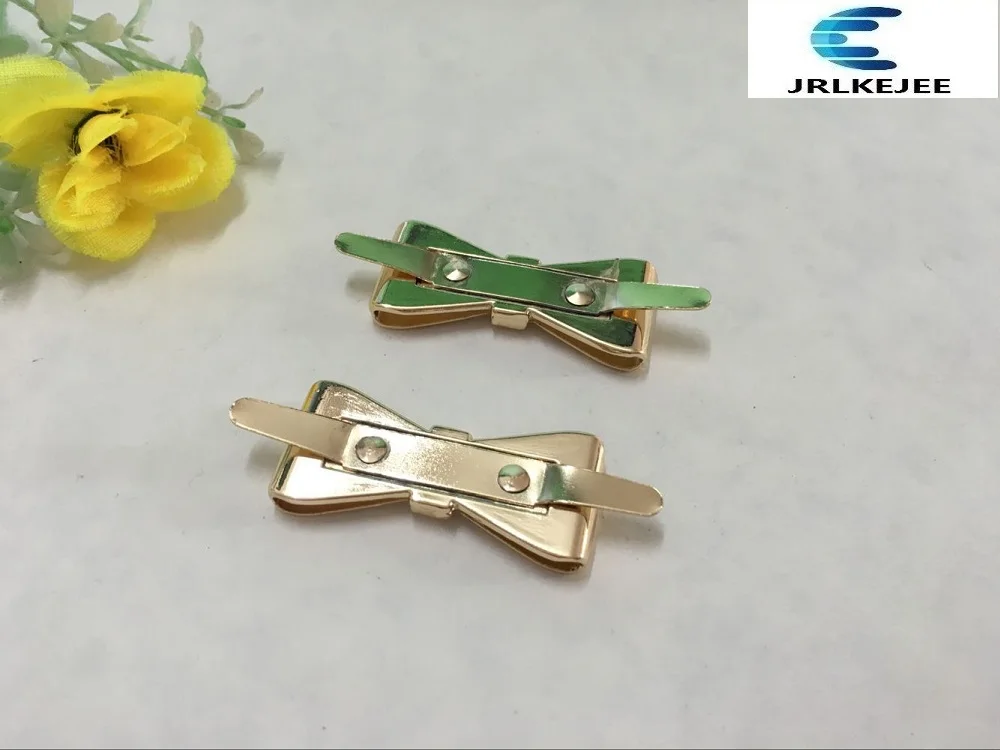 Бесплатная доставка (2 шт./лот) красивые сандалии с золотым бантиком на кнопках DIY