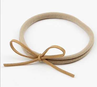 В продаже комплект из 4 товаров для маленьких девочек и мальчиков тонкий детский