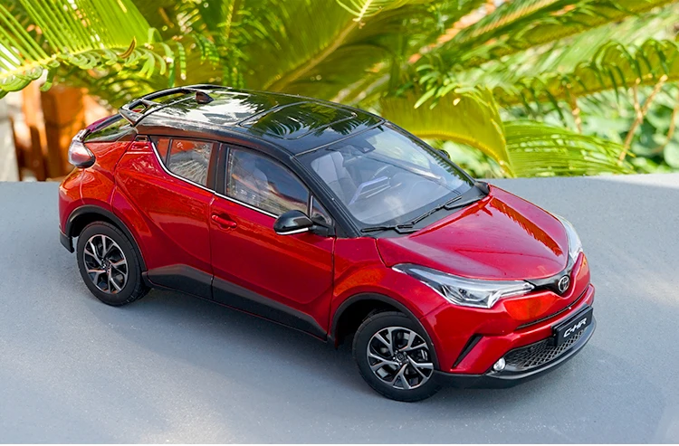 6 цветов 1:18 TOYOTA C-HR модель из цинкового сплава, высококачественная металлическая коллекция и Подарочная модель автомобиля украшения