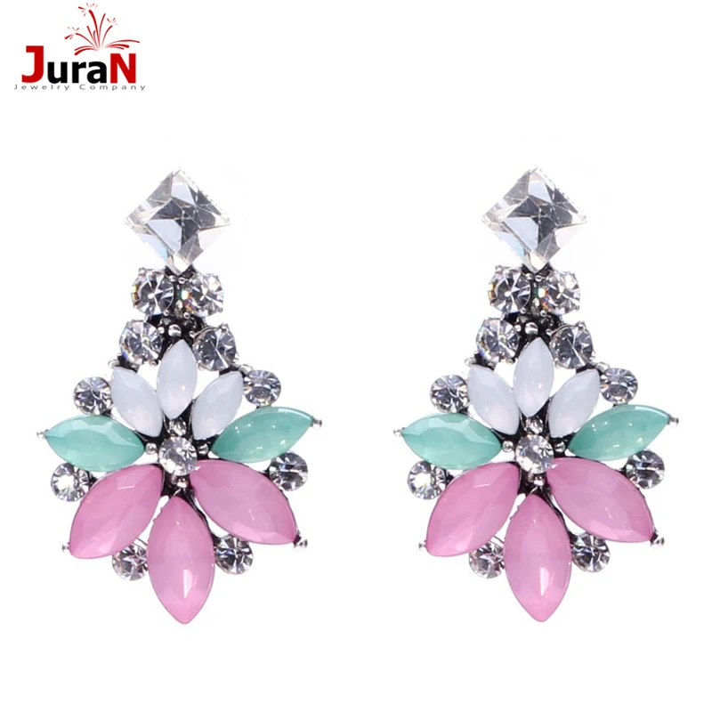

JURAN Hot Sale 2022 New Pendant Z Design Crystal Earrings Romantic Women Statement Earring Girl Party Stud Earring W3104