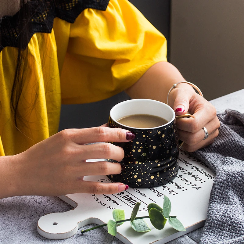 Керамическая кофейная кружка NOOLIM для молока с рисунком звездного неба