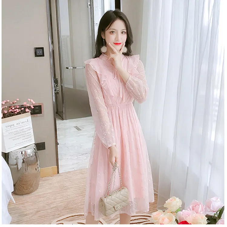 

2019 New Lace Dress Women's Korean version of temperament sweet beauty loaded lotus leaf lace long dress ropa mujer robe femme