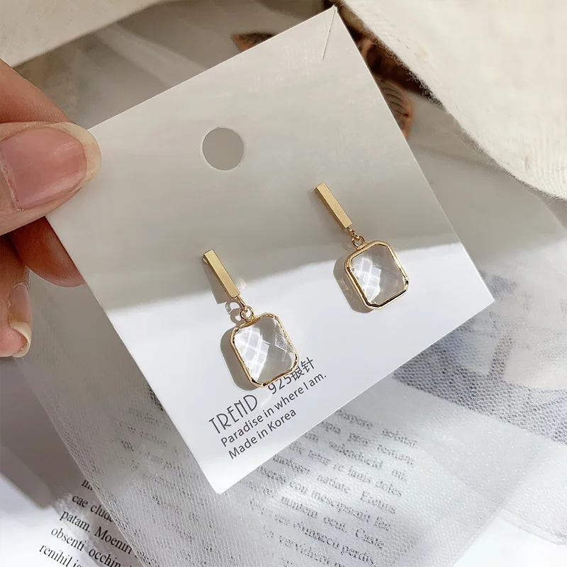 

New Korean Fashion Crystal Geometric Earrings for Women Wild Temperament Earrings Personalized Jewelry Gifts