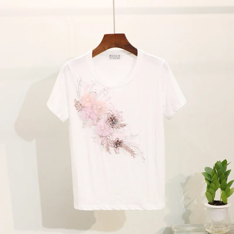 Женская футболка летняя хлопковая Футболка с вышитыми цветами и бисером джинсы