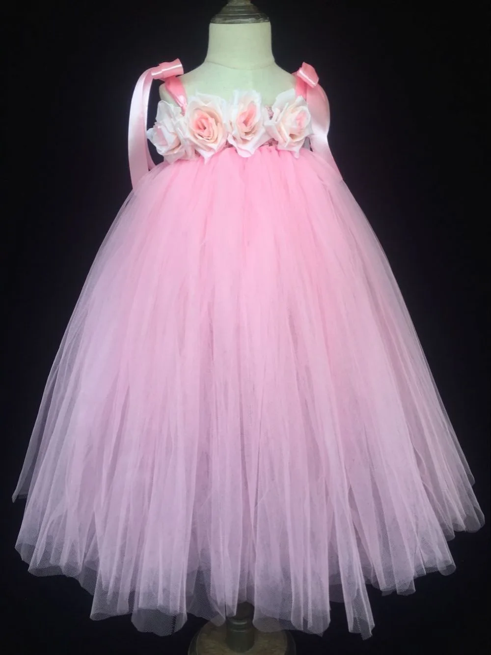 

Cute Girls Pink Tutu Dress Kids Fluffy Crochet Tulle Dress Ball Gown with Roses Flower and Headband Children Wedding Party Dress