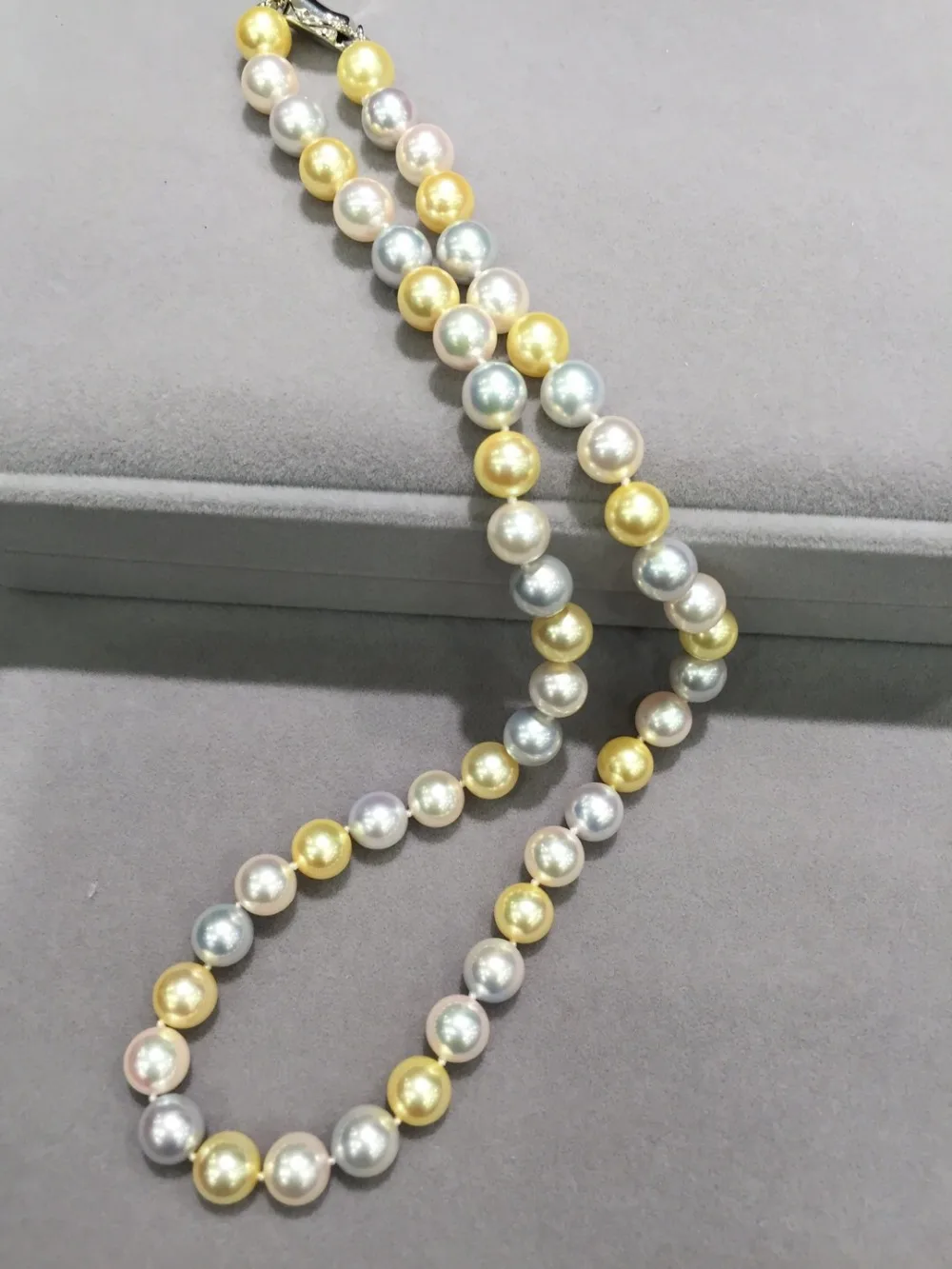 ?? 8〜8.5ミリメートル自然海水真珠チョーカーネックレスマルチカラーアコヤ真珠ネックレスクラシックファッション女性ジュエリー