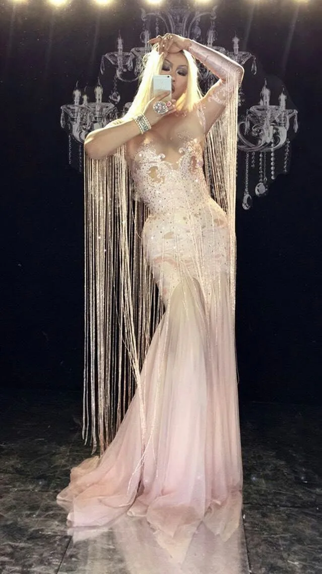 Женское сексуальное сценическое платье с кисточками розовое длинное блестящими