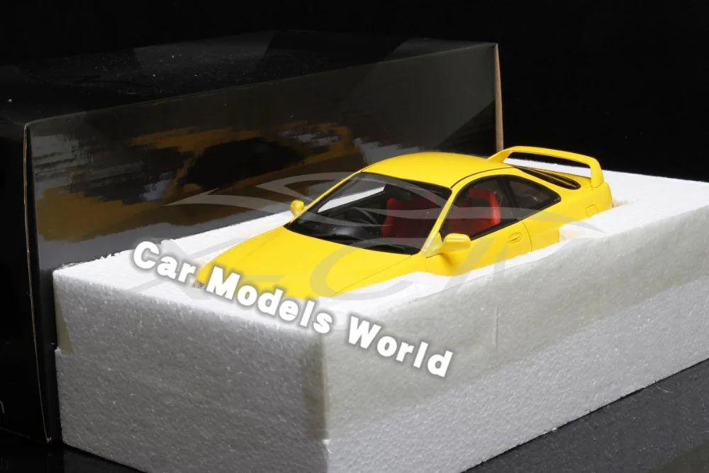 Полимерная модель автомобиля для Otto Mobile Integra type R DC2 (желтый) 1:18 + маленький