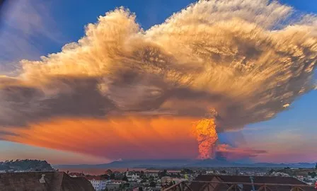 Chile Calbuco извержения вулкана дым закат природа пепел вулкан огромный пейзаж